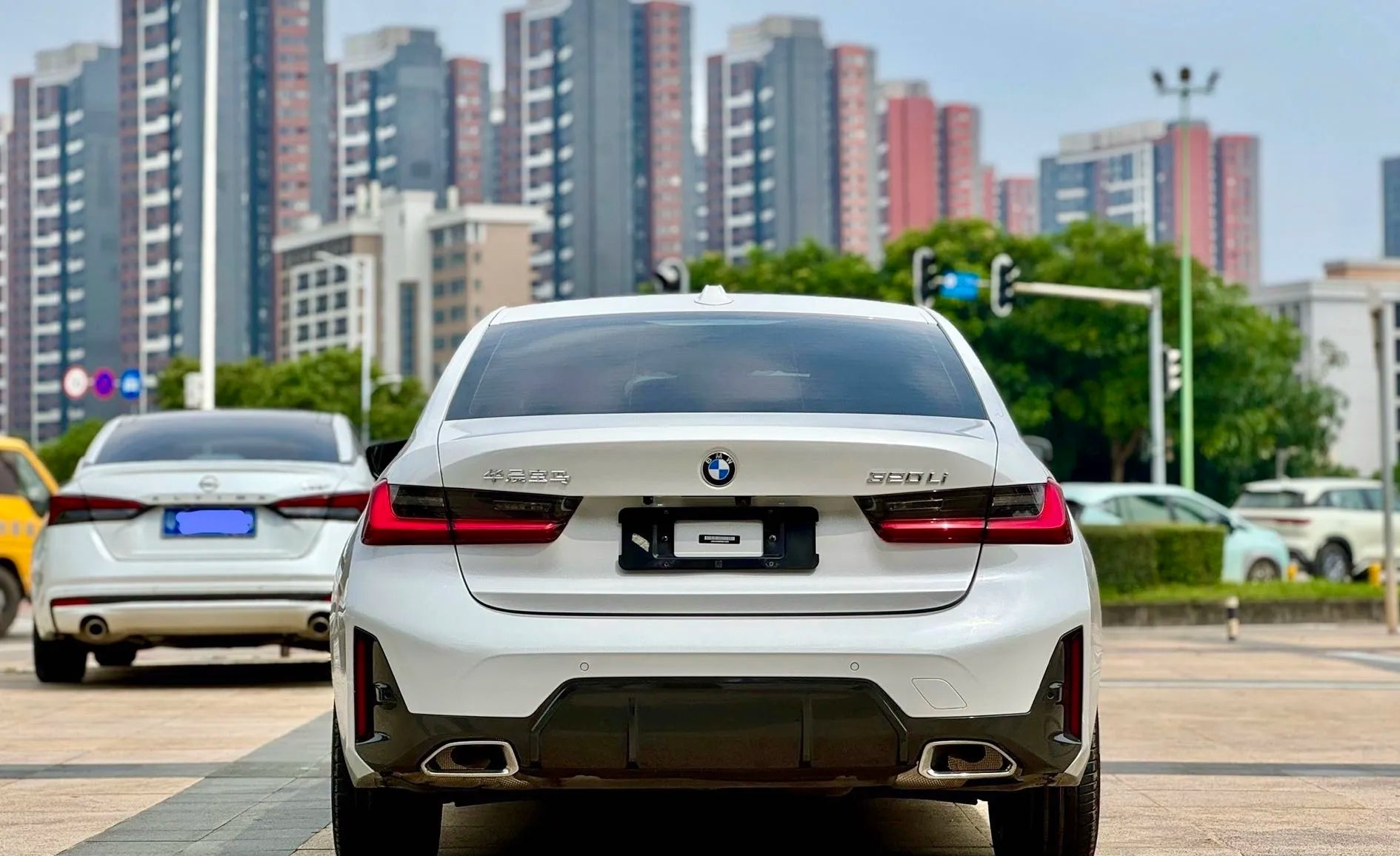 2023 BMW 320i & 320Li Complete Specification Guide