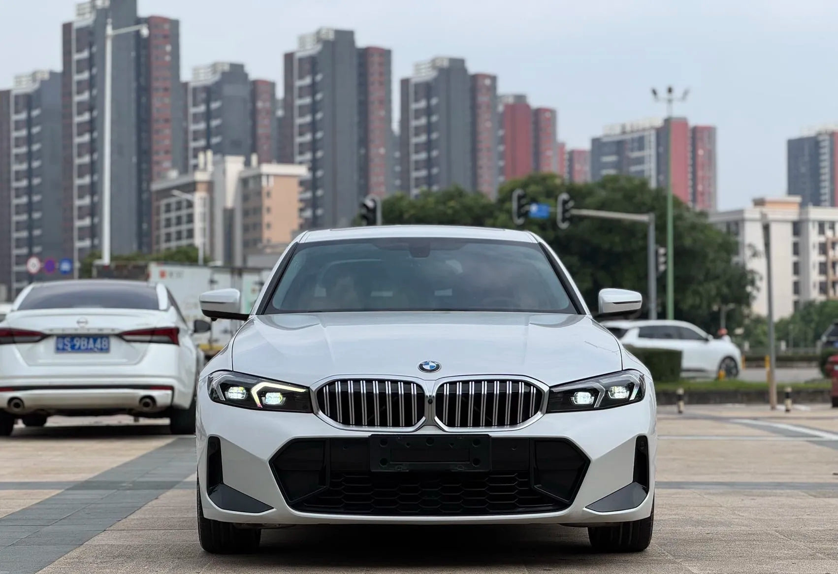 2023 BMW 320i & 320Li Complete Specification Guide