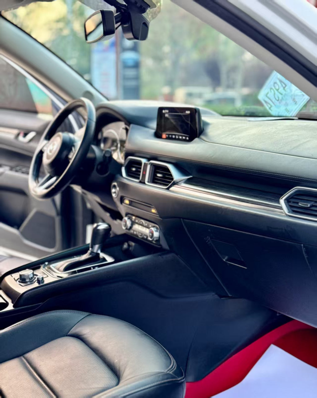# 标准英文翻译 **2021 Mazda CX-5 2.5L Two-Wheel Drive Premium Edition (Automatic Transmission)**  ### 汽车行业精简通用版（外贸/海报常用） **2021 Mazda CX-5 2.5L FWD Supreme AT** - FWD = 前置前驱（两驱） - AT = 自动挡 - Supreme = 智尊型