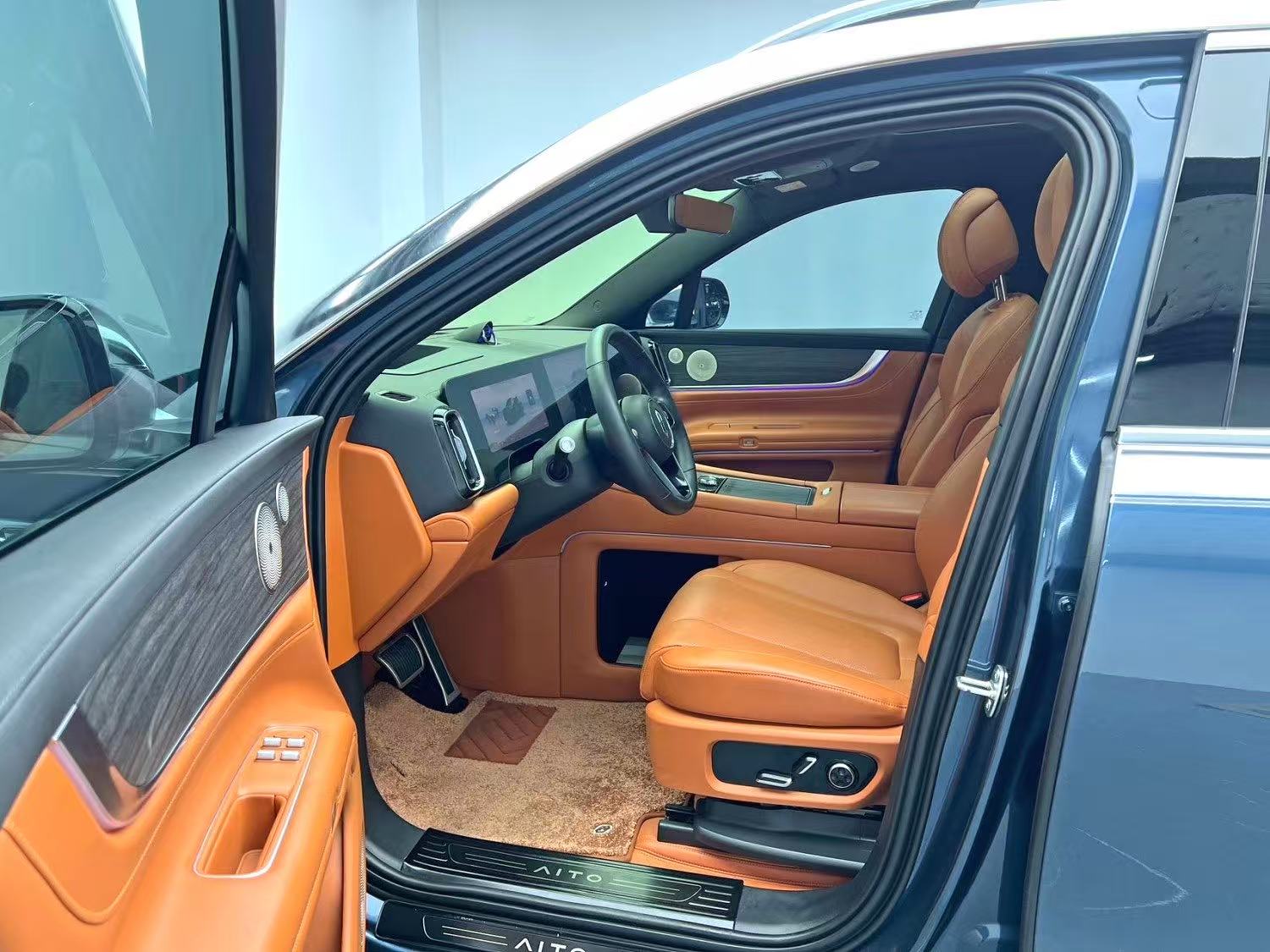AITO Wenjie M9 2024 Ultra EREV 42kWh — Fully Loaded | 49,000km
