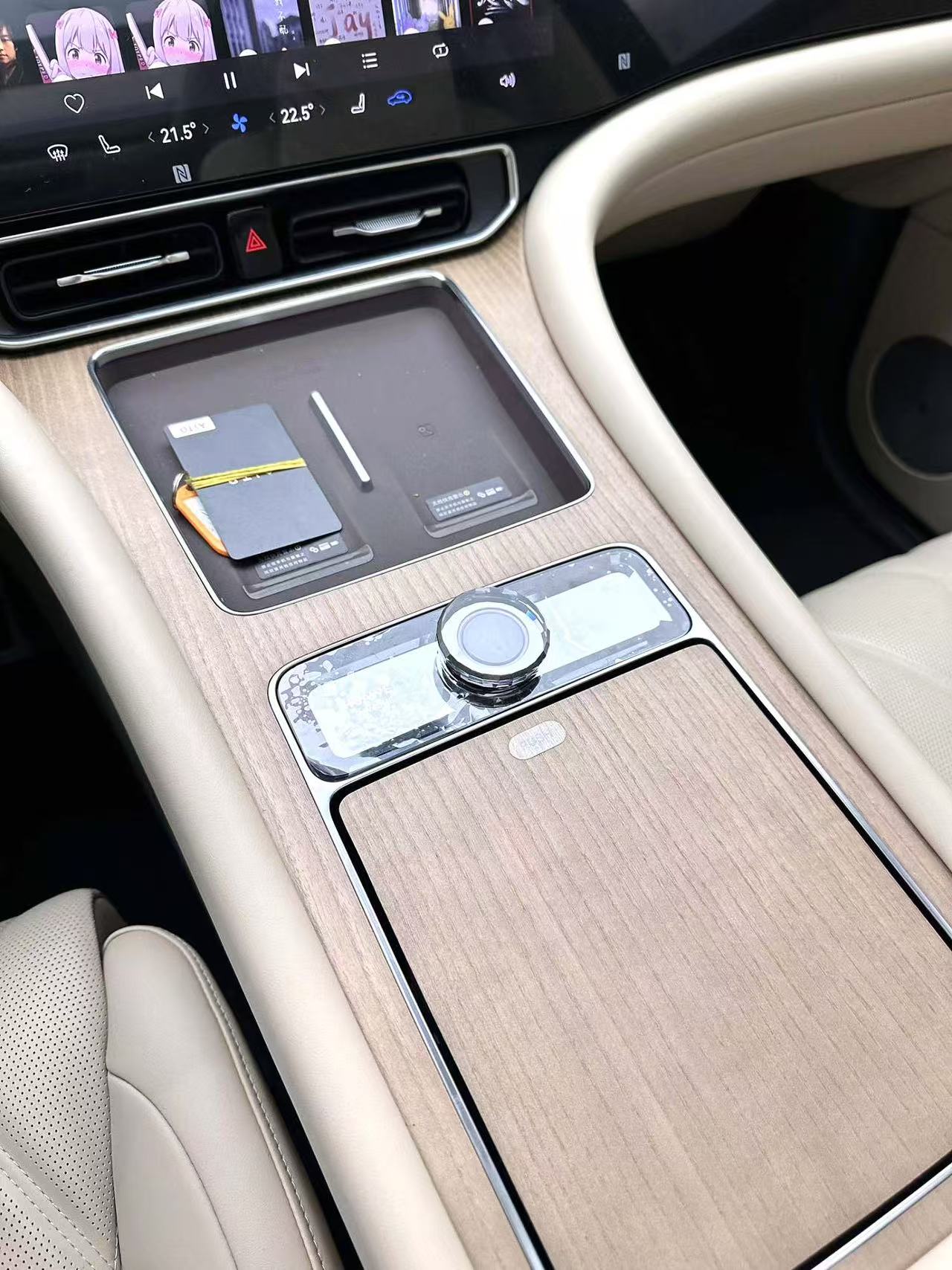 AITO Wenjie M9 2025 Ultra EREV 52kWh — 6-Seat | 8,000km | Zero Claims