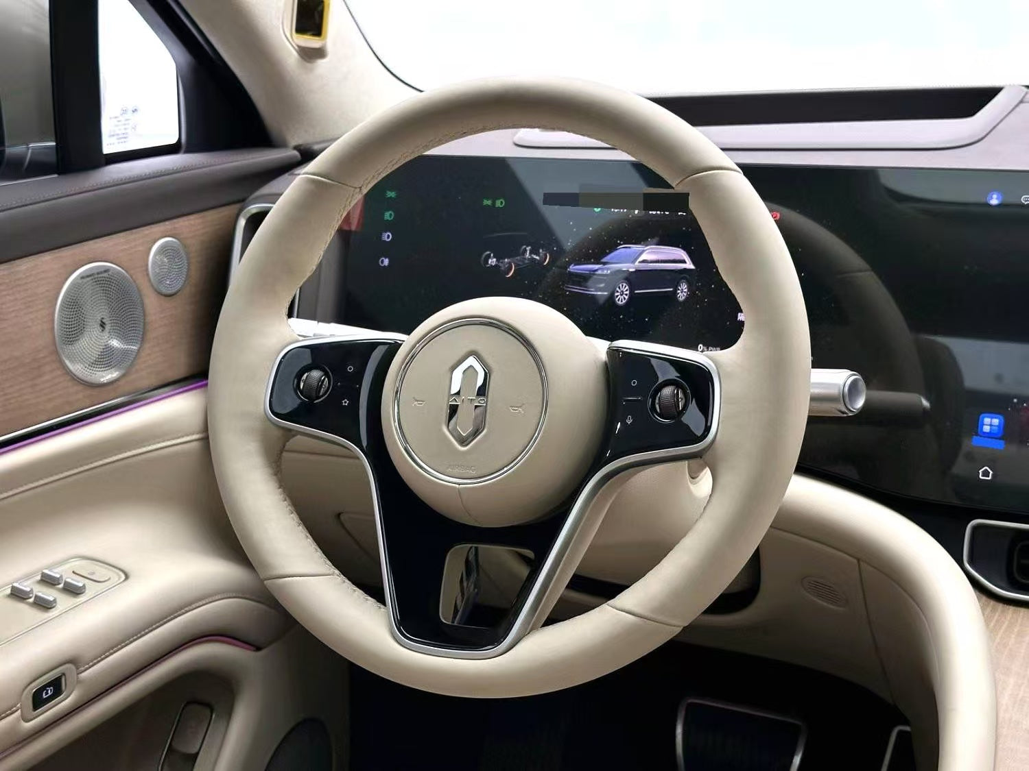 AITO Wenjie M9 2025 Ultra EREV 52kWh — 6-Seat | 8,000km | Zero Claims